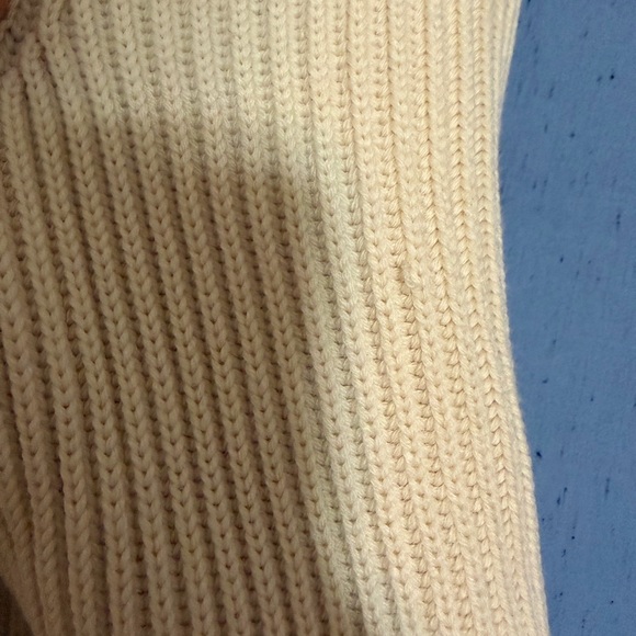 Batoner men’s solid wool rib Cream Sweater - Picture 8 of 8